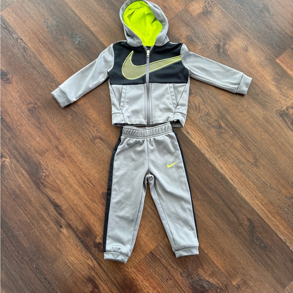 Nike Drifit 2T tracksuit